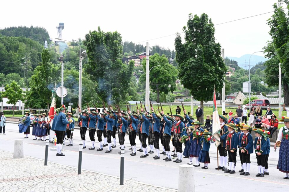 Kompanien Bund Der Tiroler Schuetzenkompanien